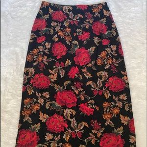 Briggs Ref Floral Skirt